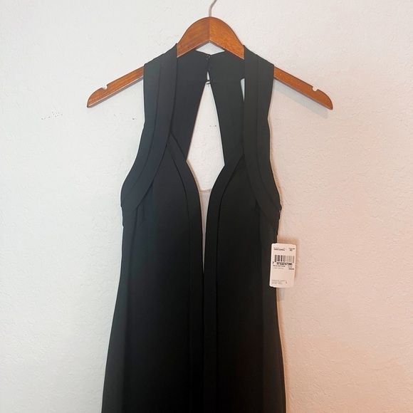 Aidan Mattox Crepe Halter Gown Plunging Illusion V-Neckline Dress - Picture 4 of 11